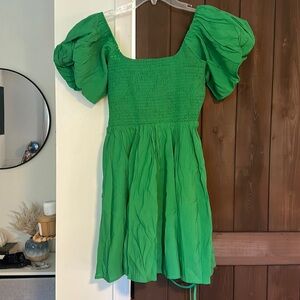 Pink Lily Kelly Green Puff Sleeve dress